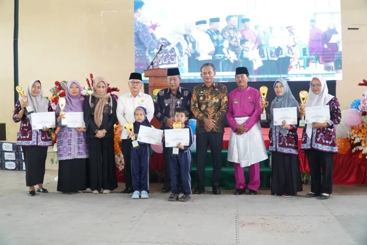 Wabup Junaidi H. Mahir Hadiri HUT Kampung Desa Tangkit ke-70