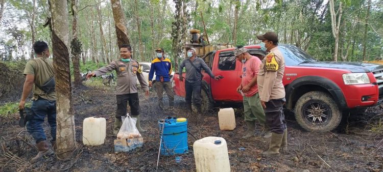 Polsek Pauh–PT ALN Gerak Cepat Padamkan Karhutla di Sipintun, 25 Kali Water Bombing Dikerahkan