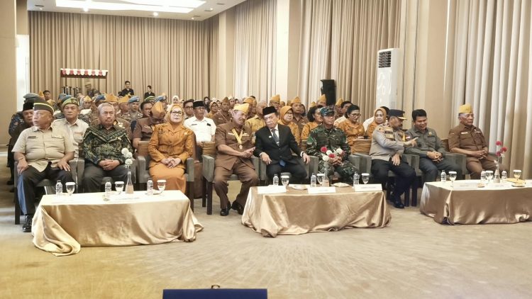 Gubernur Al Haris Minta Veteran Tak Berhenti Mengabdi: Wariskan Semangat Juang ke Generasi Muda