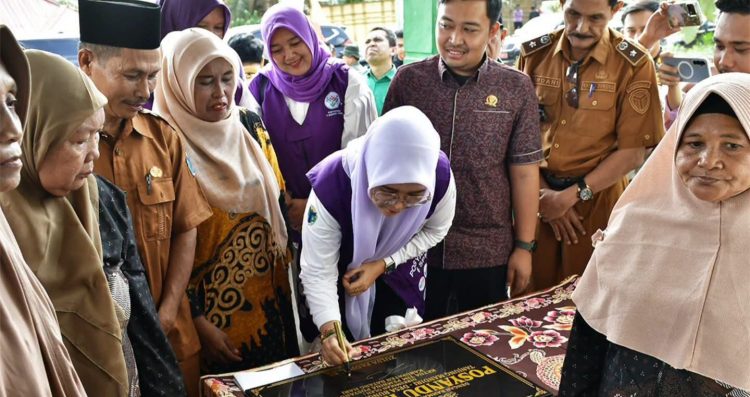 Ketua DPRD Batang Hari Hadiri Peresmian Posyandu Kasih Ibu di Desa Bungku