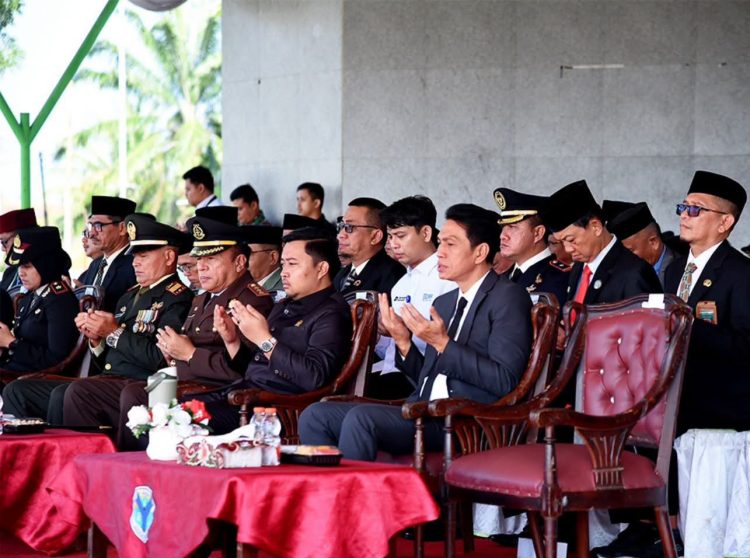 Ketua DPRD Batang Hari Hadiri Upacara Hari Bhayangkara ke-80