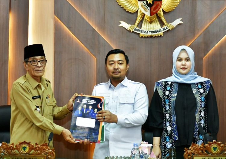 7 Fraksi DPRD Batang Hari Sampaikan Pandangan Umum atas LKPD 2025