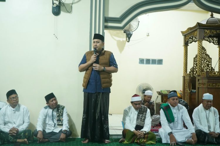 Subling di Masjid Baitul Ikhlas, Bupati Syukur Ingatkan Warga Tak Bakar Lahan serta Jaga Kebersihan Lingkungan