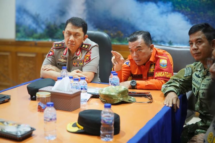 Gubernur Al Haris Lepas 146 Personel Satgas Karhutla, Pemadaman di Kawasan Taman Nasional Diintensifkan