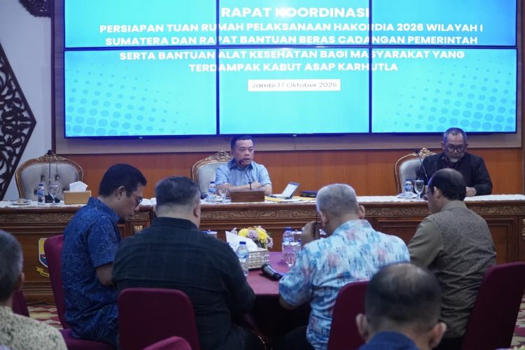 Gubernur Al Haris Pimpin Rakor Persiapan Hakordia 2026 dan Penyaluran Bantuan bagi Warga Terdampak Karhutla